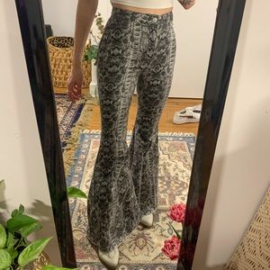Free People ‘Just Float On Flare Jean’ Snakeskin Print 24